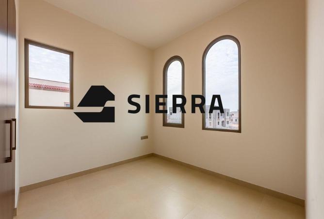84492702 - Property Image 3