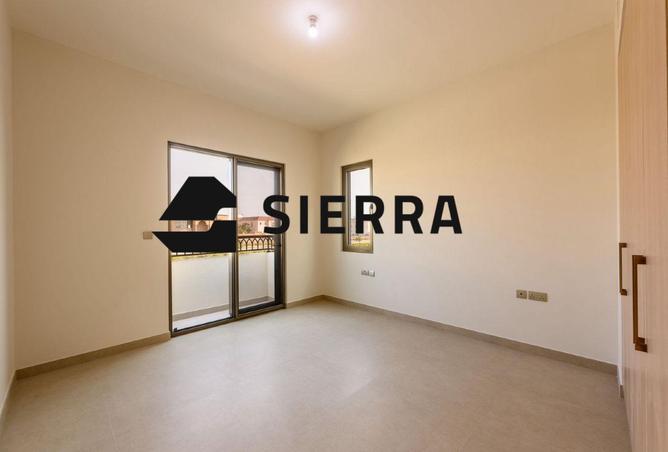 84492702 - Property Image 2