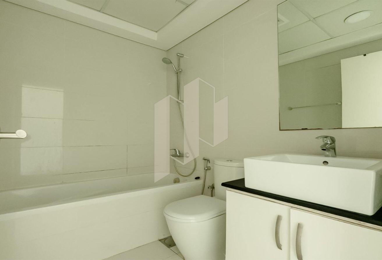 Demanded Unit ! | 6 Cheques | Spacious 1 BR photo 9