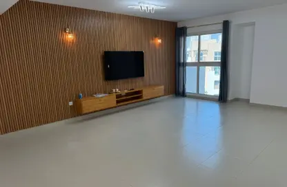 شقة - 2 غرف نوم - 3 حمامات للايجار في تلال الخيل - القوز - دبي