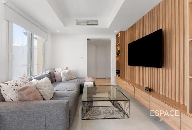 135619702 - Property Image 2