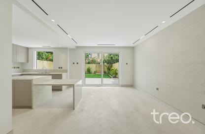 Villa - 2 Bedrooms - 3 Bathrooms for sale in Springs 9 - The Springs - Dubai