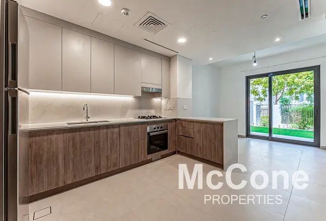 145999952 - Property Image 3