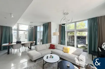 فيلا - 6 غرف نوم - 5 حمامات للبيع في باسيفيكا - داماك هيلز 2 - دبي