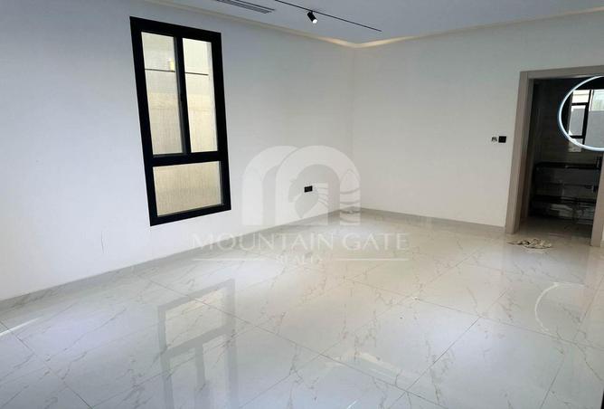 71905827 - صورة العقار 3