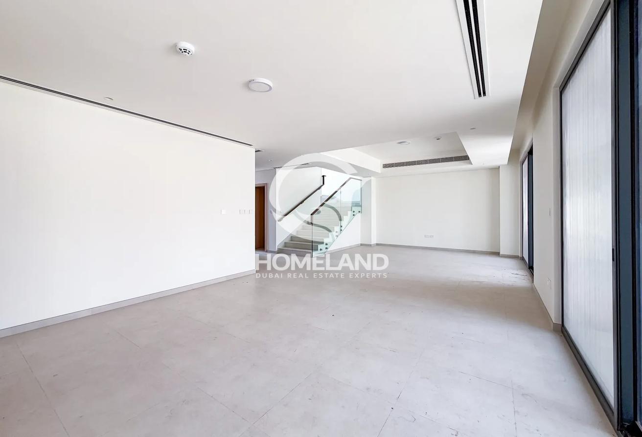Park View | Brand New | Ready to Move | Single Row photo 4