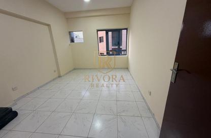 Apartment - 2 Bedrooms - 3 Bathrooms for rent in Al Raffa - Bur Dubai - Dubai