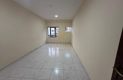 Apartment - 2 Bedrooms - 3 Bathrooms for rent in Al Raffa - Bur Dubai - Dubai