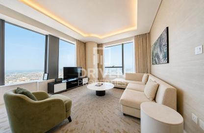 Apartment - 1 Bedroom - 2 Bathrooms for sale in The Palm Tower - Palm Jumeirah - Dubai
