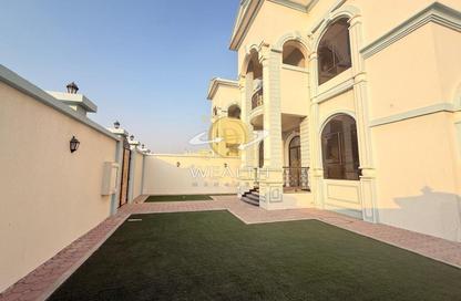 Villa - 5 - 5 for rent in Al Hooshi Villas - Hoshi - Al Badie - Sharjah