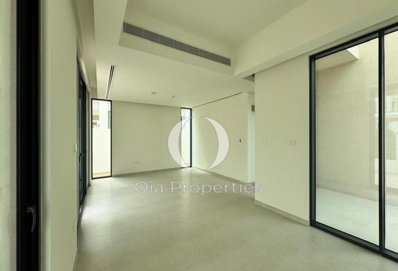 Negotiablel Schedule your viewing nowIPark View photo 2