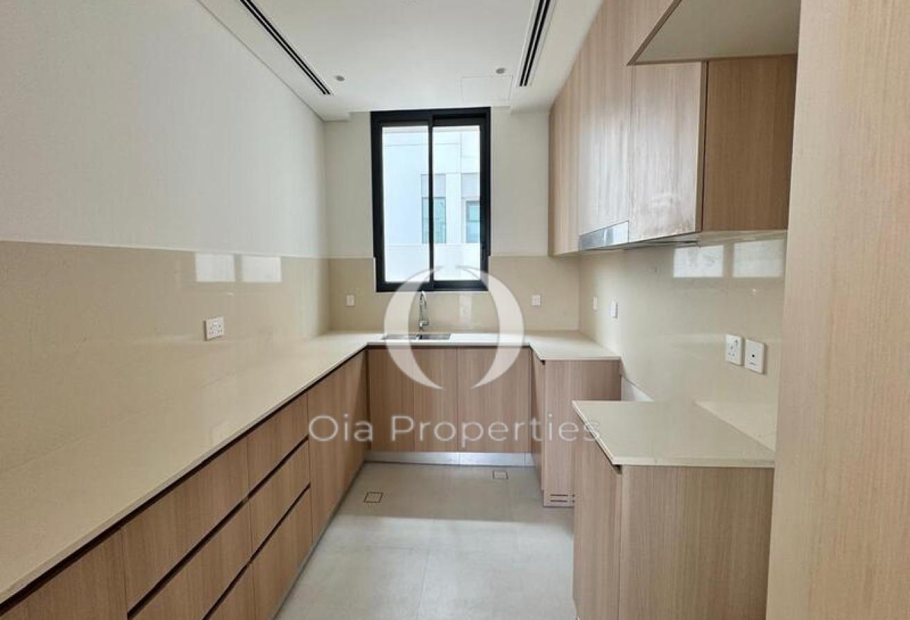 Negotiablel Schedule your viewing nowIPark View photo 4