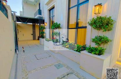 Villa - 5 Bedrooms - 7 Bathrooms for sale in Al Yasmeen 1 - Al Yasmeen - Ajman