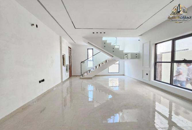 95703913 - Property Image 3
