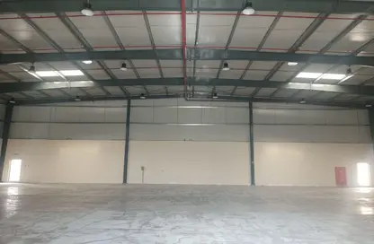 مستودع - استوديو - 2 حمامات للايجار في الجليل - الصجعة - الشارقة