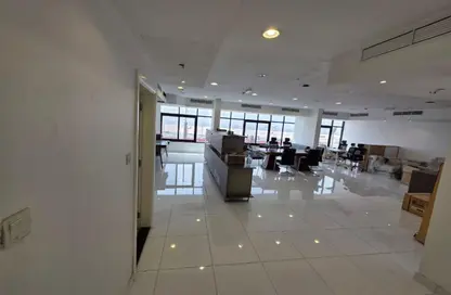 Co-working space - 1 Bedroom - 2 Bathrooms for rent in Ajman Corniche Residences - Ajman Corniche Road - Ajman Co-working space - 1 Bedroom - 2 Bathrooms for rent in Ajman Corniche Residences - Ajman Corniche Road - Ajman