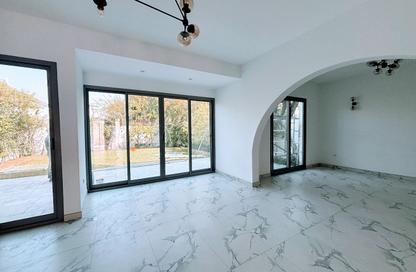 Villa - 3 Bedrooms - 4 Bathrooms for rent in Umm Suqeim 3 - Umm Suqeim - Dubai
