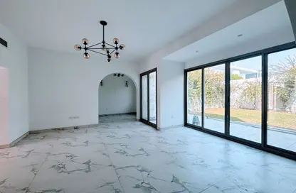 Villa - 3 Bedrooms - 4 Bathrooms for rent in Umm Suqeim 3 Villas - Umm Suqeim 3 - Umm Suqeim - Dubai