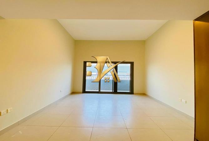 130202512 - Property Image 3