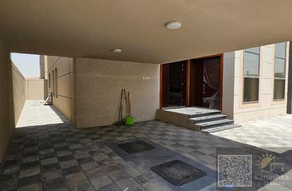 Villa - 4 - 5 for sale in Al Yasmeen - Ajman