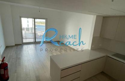 Apartment - 1 - 1 for rent in Waters Edge - Yas Island - Abu Dhabi