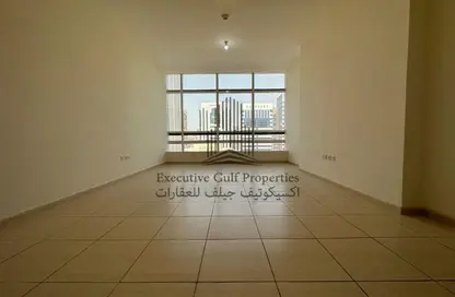 شقة - 2 غرف نوم - 3 حمامات للايجار في شارع حمدان - أبوظبي