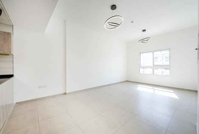 93996136 - Property Main Image