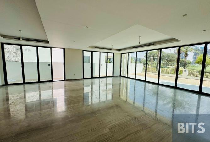 71915325 - Property Main Image