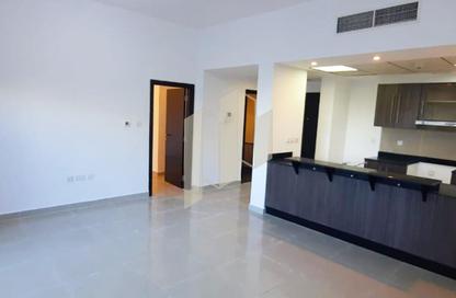 Apartment - 1 Bedroom - 2 Bathrooms for rent in Tower 40 - Al Reef Downtown - Al Reef - Abu Dhabi