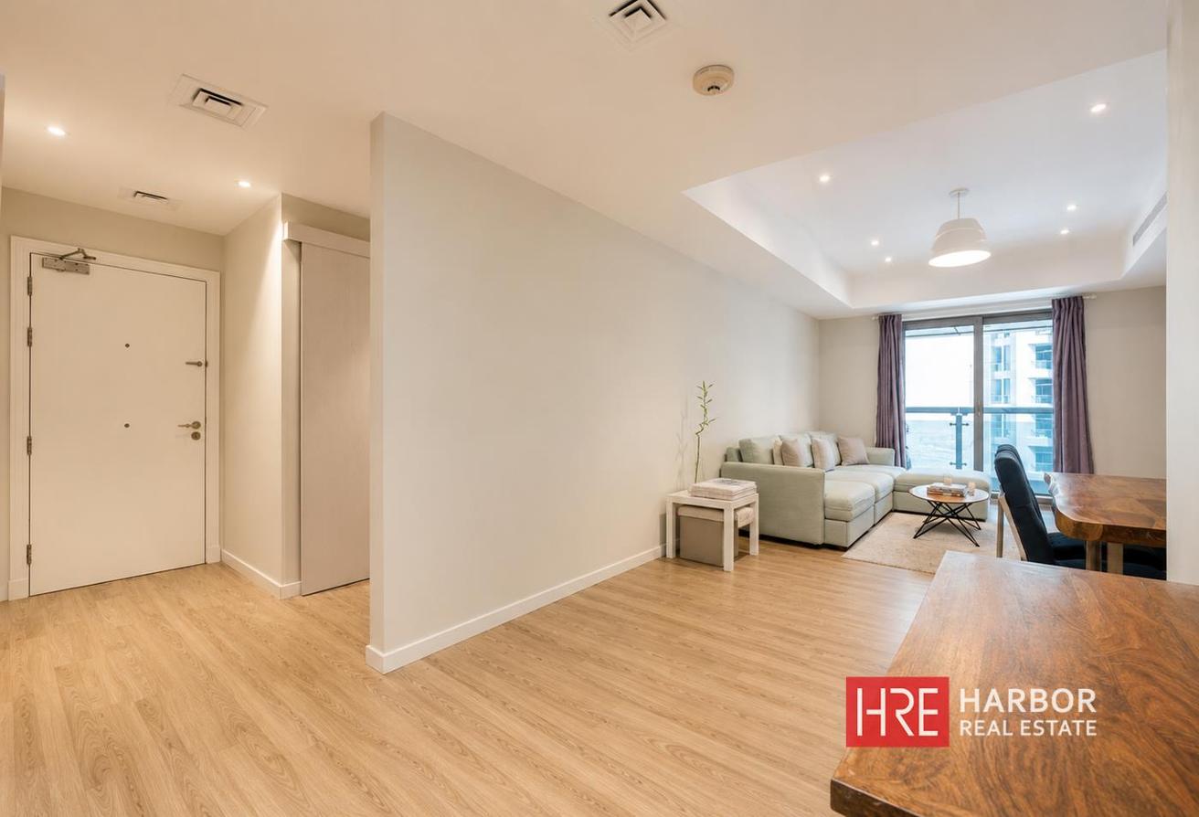 Skyline Living | Luxury 1BR | Prime Area photo 6
