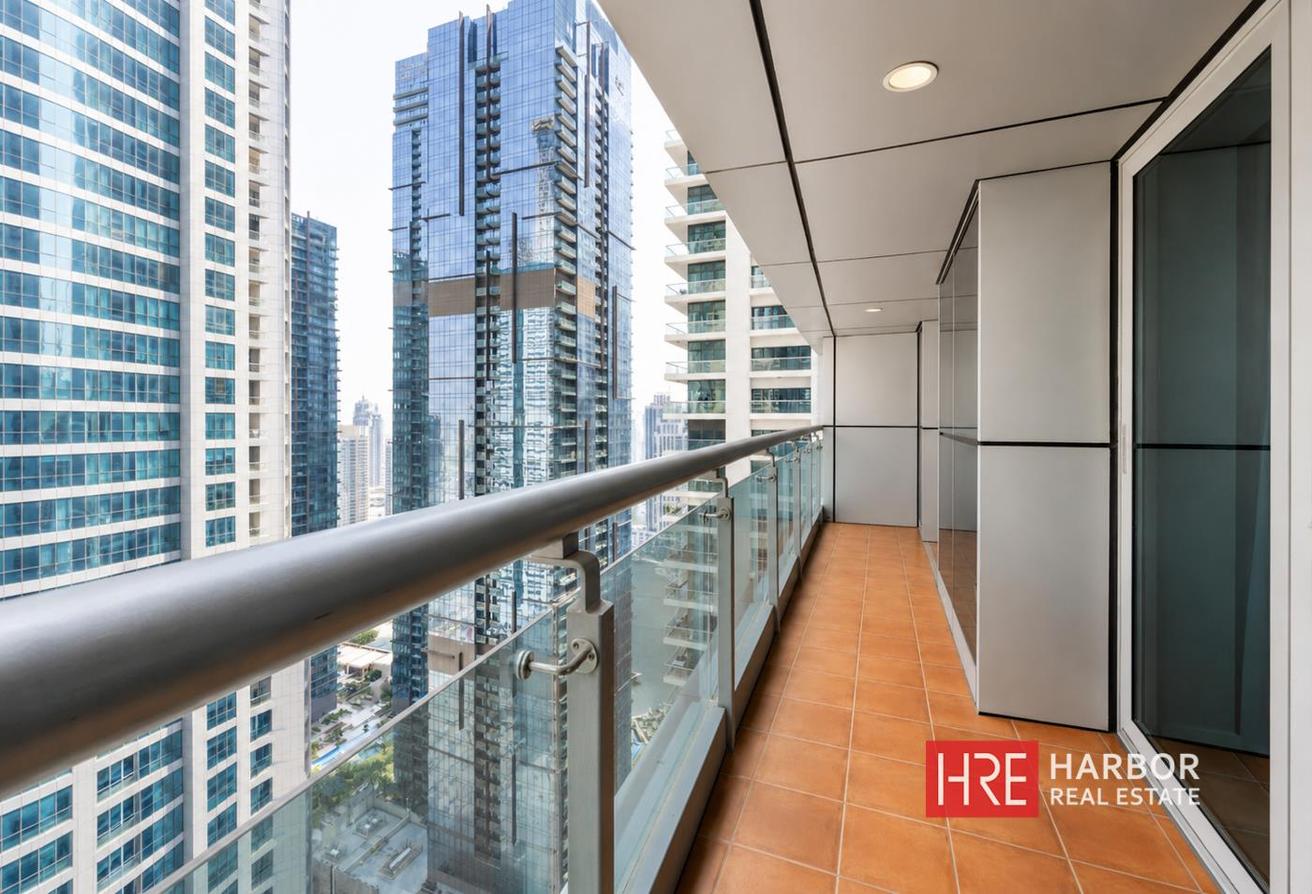 Skyline Living | Luxury 1BR | Prime Area photo 3