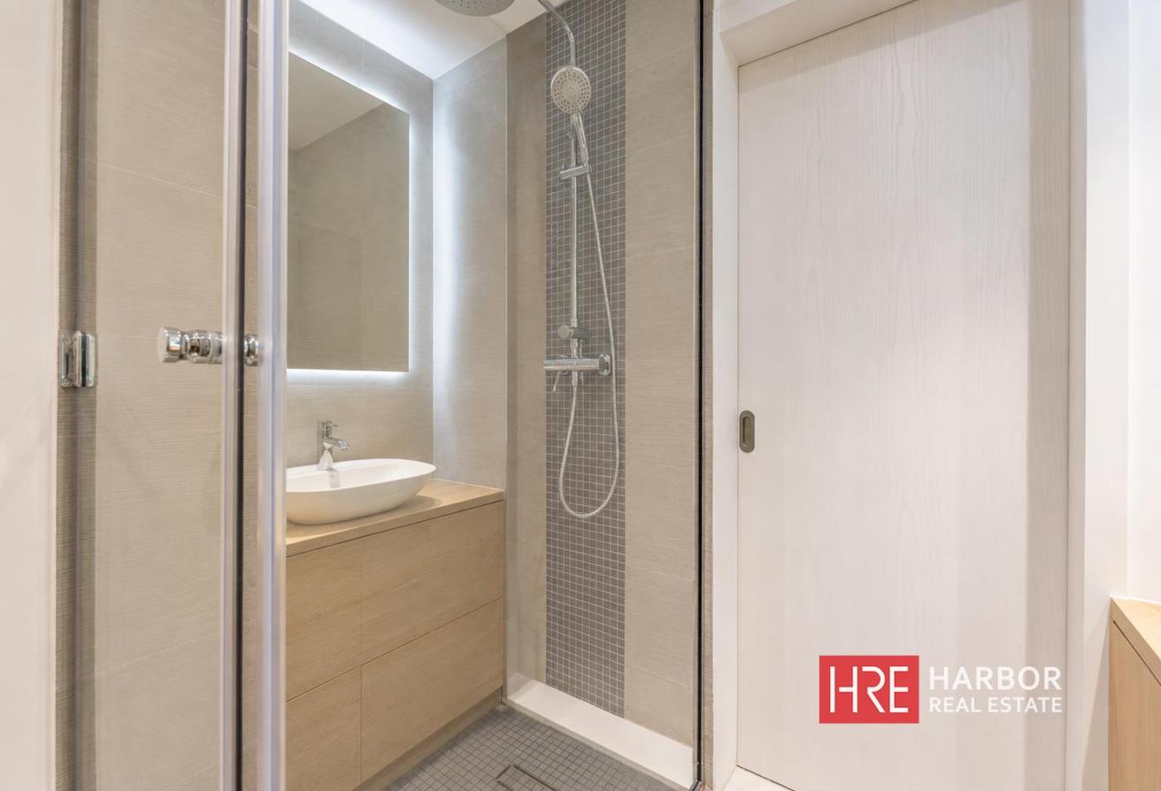 Skyline Living | Luxury 1BR | Prime Area photo 12
