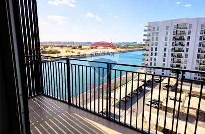 Apartment - 1 Bedroom - 1 Bathroom for rent in Waters Edge - Yas Island - Abu Dhabi