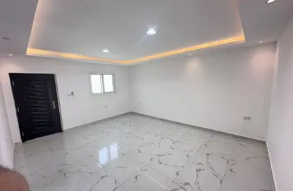 Apartment - 1 Bedroom - 1 Bathroom for rent in Shakhbout City - Abu Dhabi