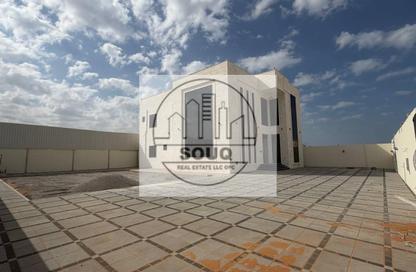 Villa - 5 Bedrooms - 7+ Bathrooms for sale in Seih Al Uraibi - Ras Al Khaimah