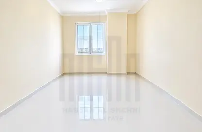 Apartment - 3 Bedrooms - 3 Bathrooms for rent in Hoshi 1 - Hoshi - Al Badie - Sharjah