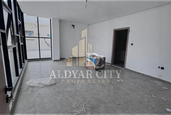 87872329 - Property Main Image