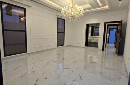 Villa - 5 Bedrooms - 7 Bathrooms for sale in Al Yasmeen 1 - Al Yasmeen - Ajman