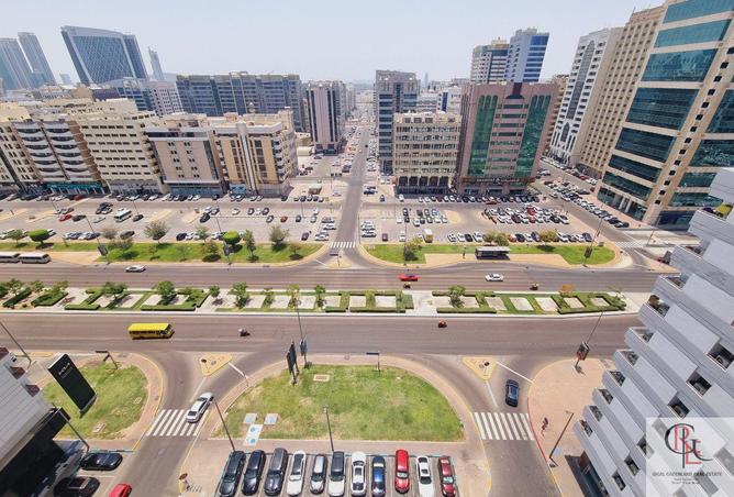 68693889 - Property Image 2