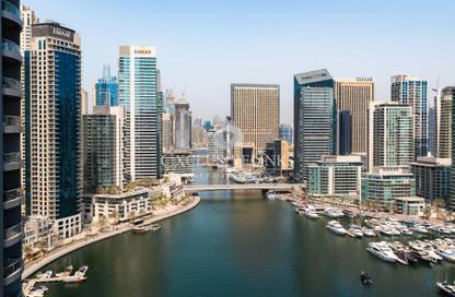 شقة - 2 غرف نوم - 2 حمامات للايجار في رصيف المينا - مارينا وارف - دبي مارينا - دبي