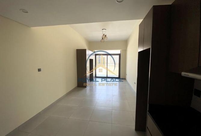 78198167 - Property Image 3