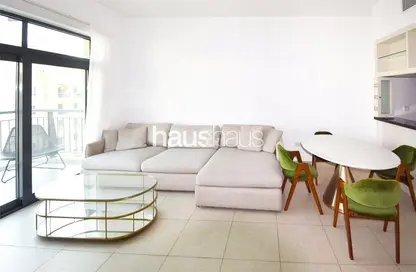 شقة - غرفة نوم - 1 حمام للايجار في B برج ترافو - ترافو - ذا فيوز - دبي