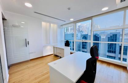 Office Space - Studio - 4 Bathrooms for rent in Hamdan Street - Abu Dhabi