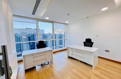 Office Space - Studio - 4 Bathrooms for rent in Hamdan Street - Abu Dhabi