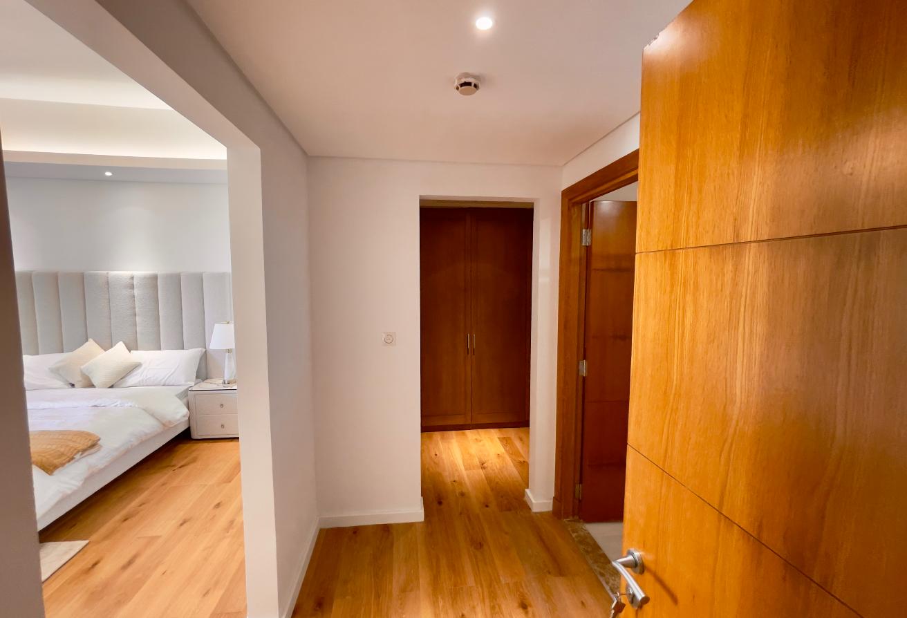 Premium Furnishing | Huge Terrace with Sea view photo 15