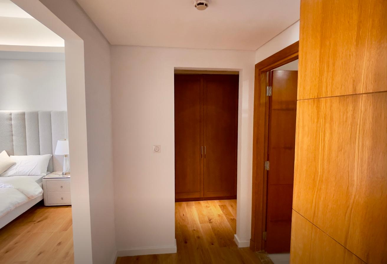 Premium Furnishing | Huge Terrace with Sea view photo 4