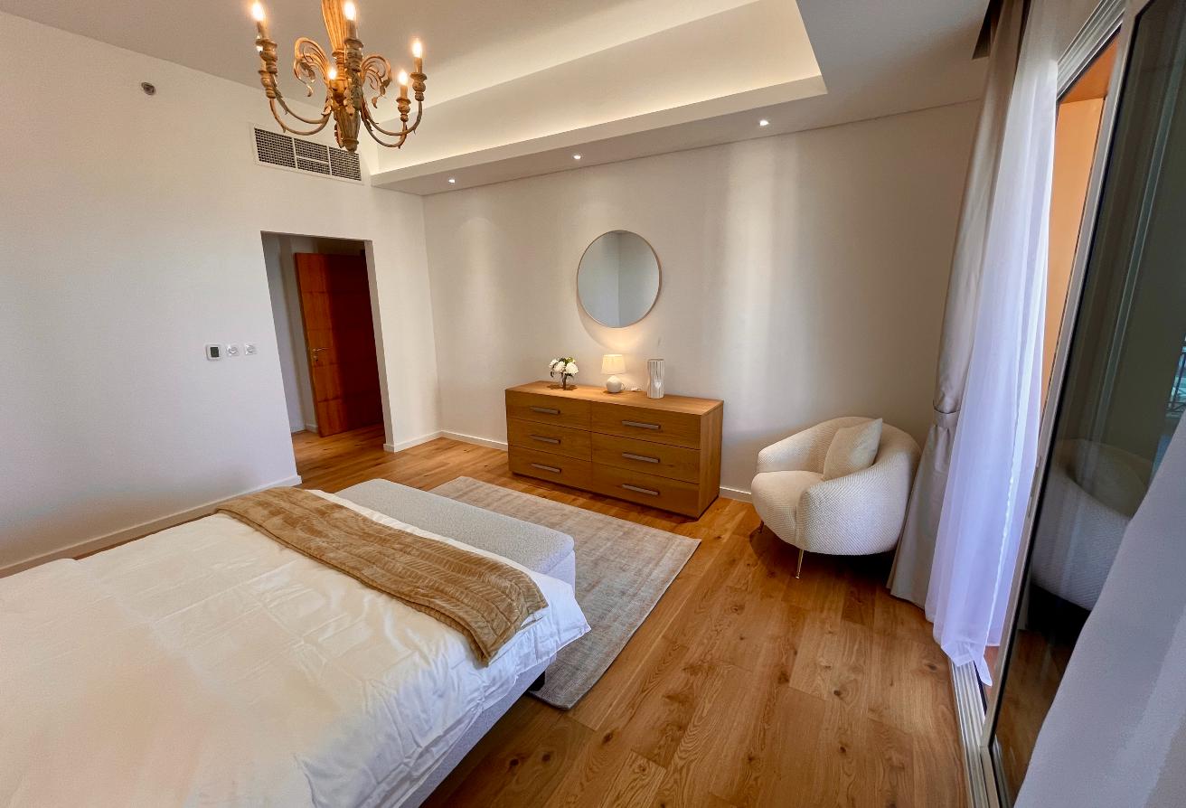 Premium Furnishing | Huge Terrace with Sea view photo 10
