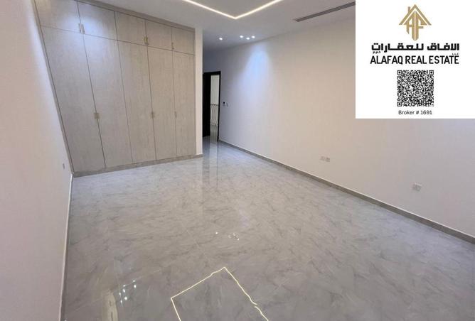 73845102 - Property Image 2