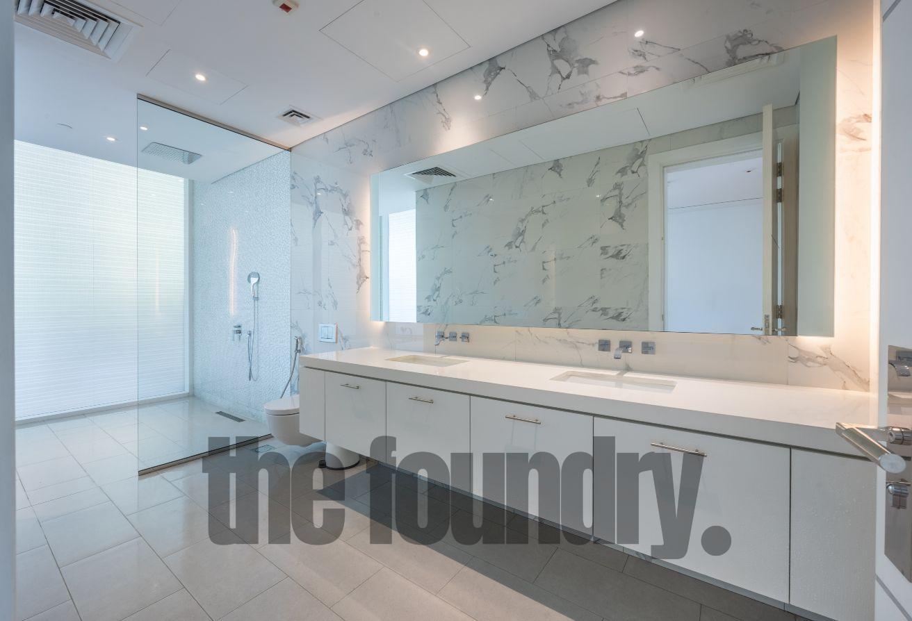 Ground Floor Gem | Massive Private Garden | Availa photo 23