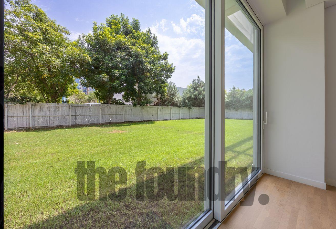 Ground Floor Gem | Massive Private Garden | Availa photo 17